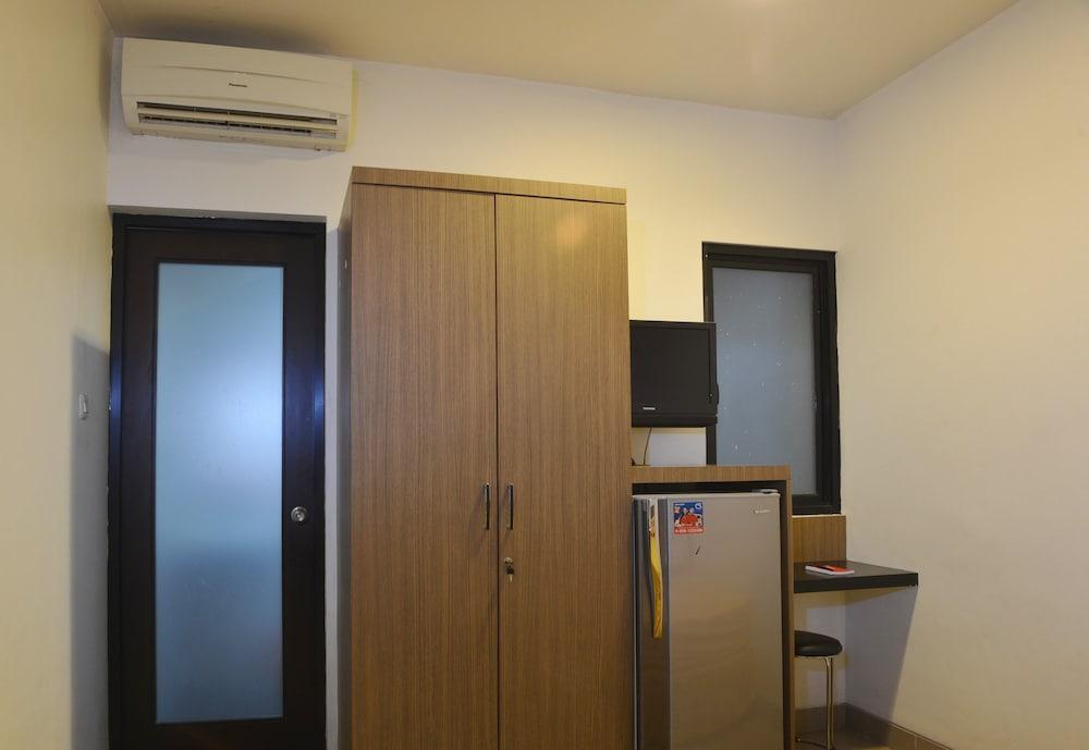 Zen Rooms Setiabudi Barat Yakarta Exterior foto