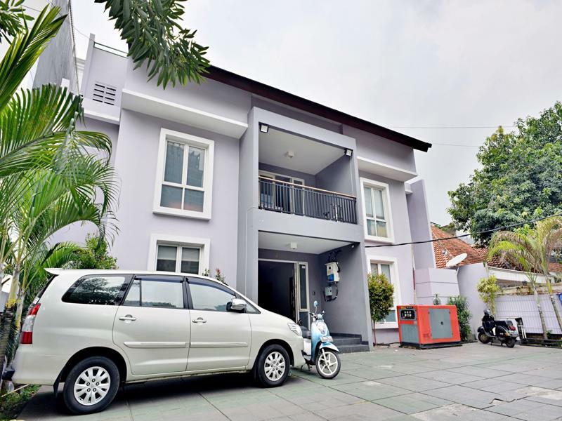 Zen Rooms Setiabudi Barat Yakarta Exterior foto